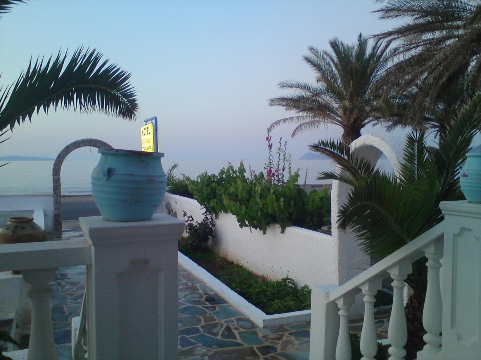 Hotel Petras Beach Сітія Екстер'єр фото