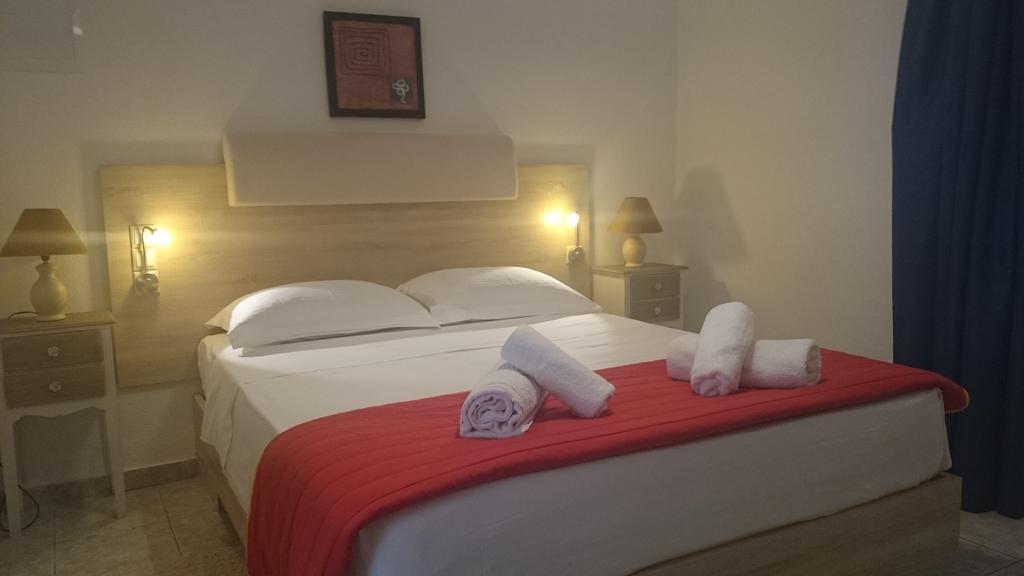 Hotel Petras Beach Сітія Екстер'єр фото
