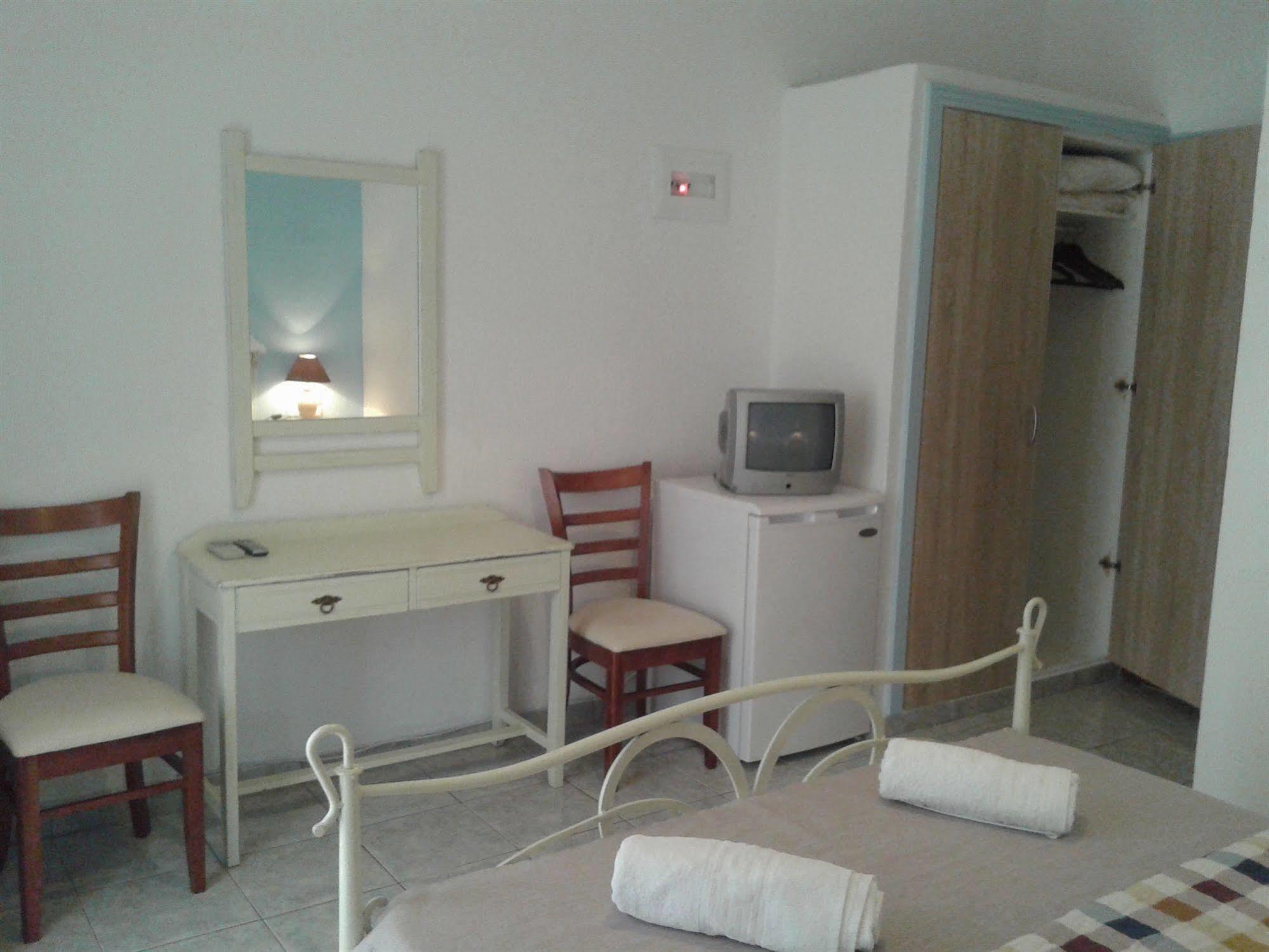 Hotel Petras Beach Сітія Екстер'єр фото