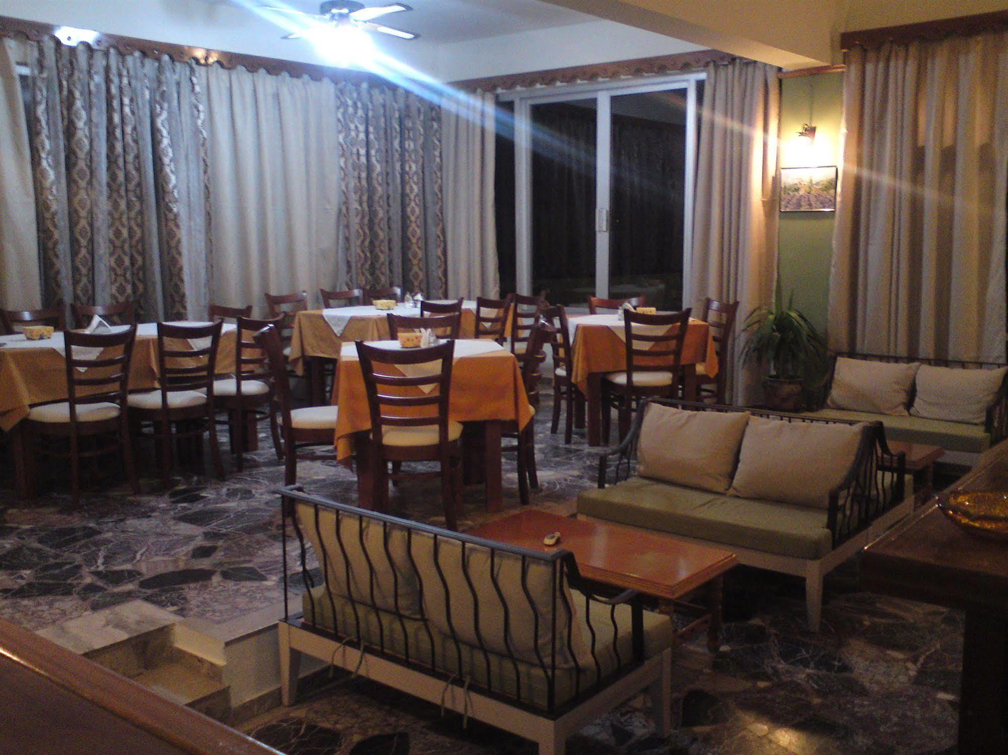 Hotel Petras Beach Сітія Екстер'єр фото